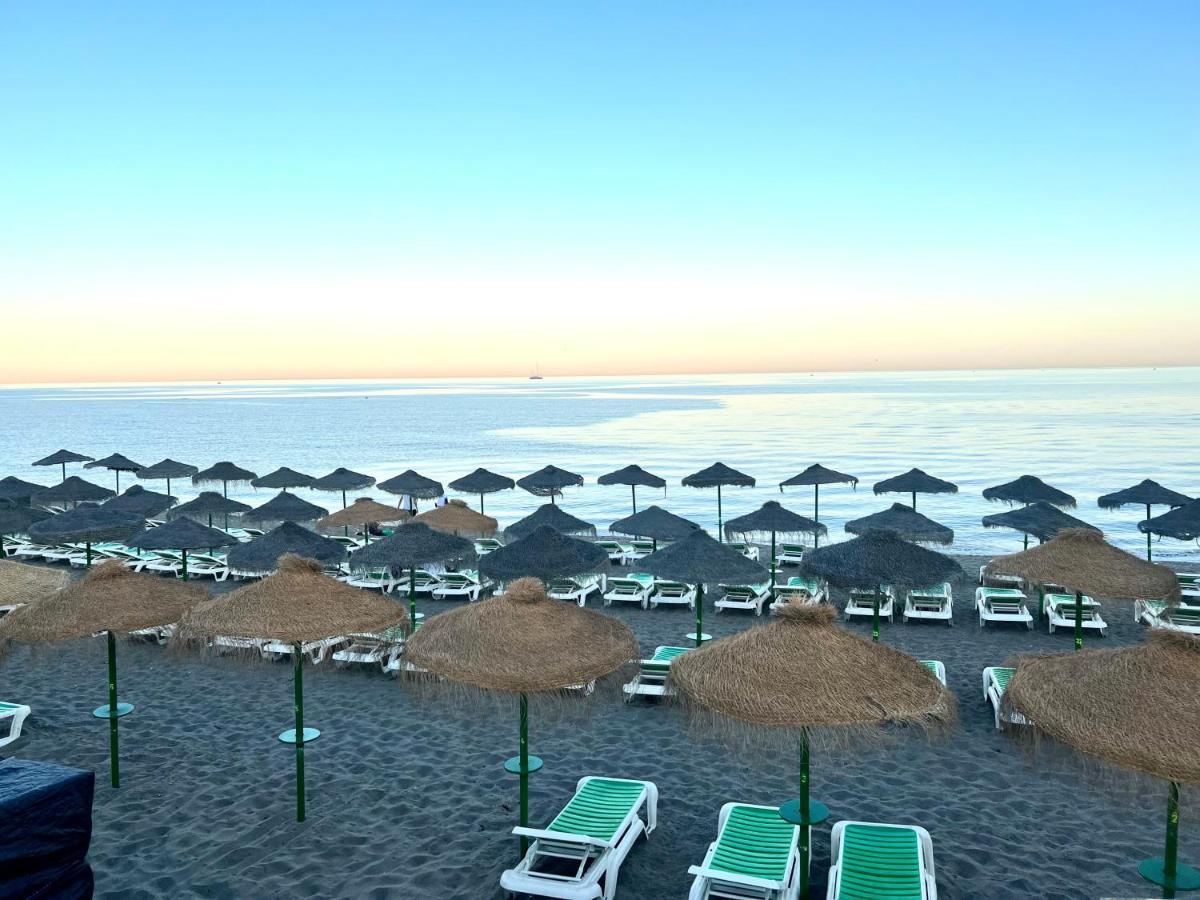 Cozy Fuengirola Apartment With Sea View & Pool Exterior foto