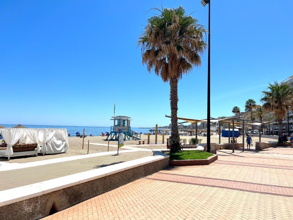 Cozy Fuengirola Apartment With Sea View & Pool Exterior foto